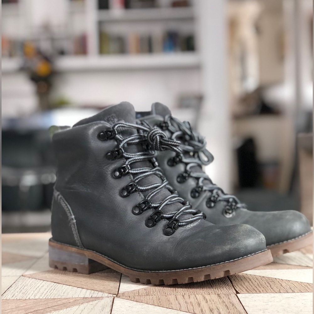 Kodiak, Blue- Grey Leather Lace-Up Boots